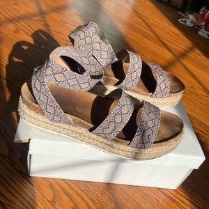 Steve Madden Snakeskin Kimmie Sandals